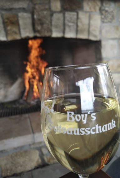 Boy's Gutsausschank Weinglas